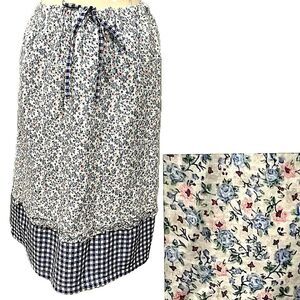 Vintage Ditsy Floral & Gingham Knee Length A-Line Skirt